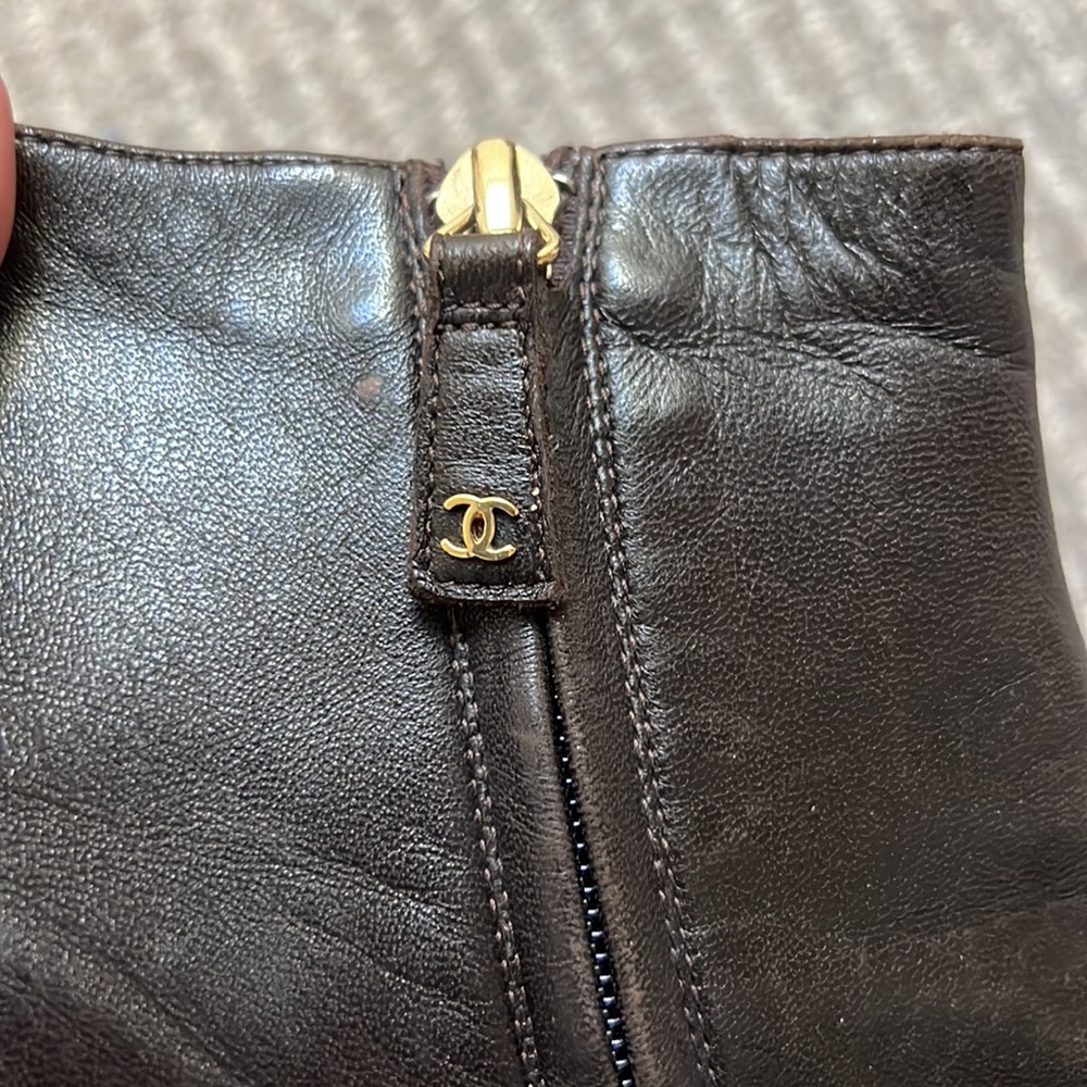 Vintage Chanel Brown Leather Bootie - Picture 6 of 16